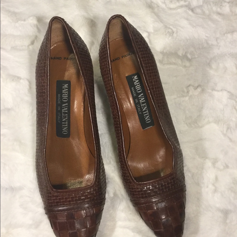 Vintage Mario Valentino 5.5 Hand Painted Leather